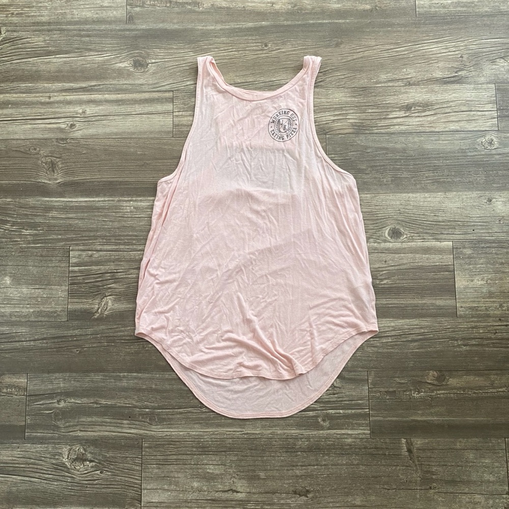 Hollister tank